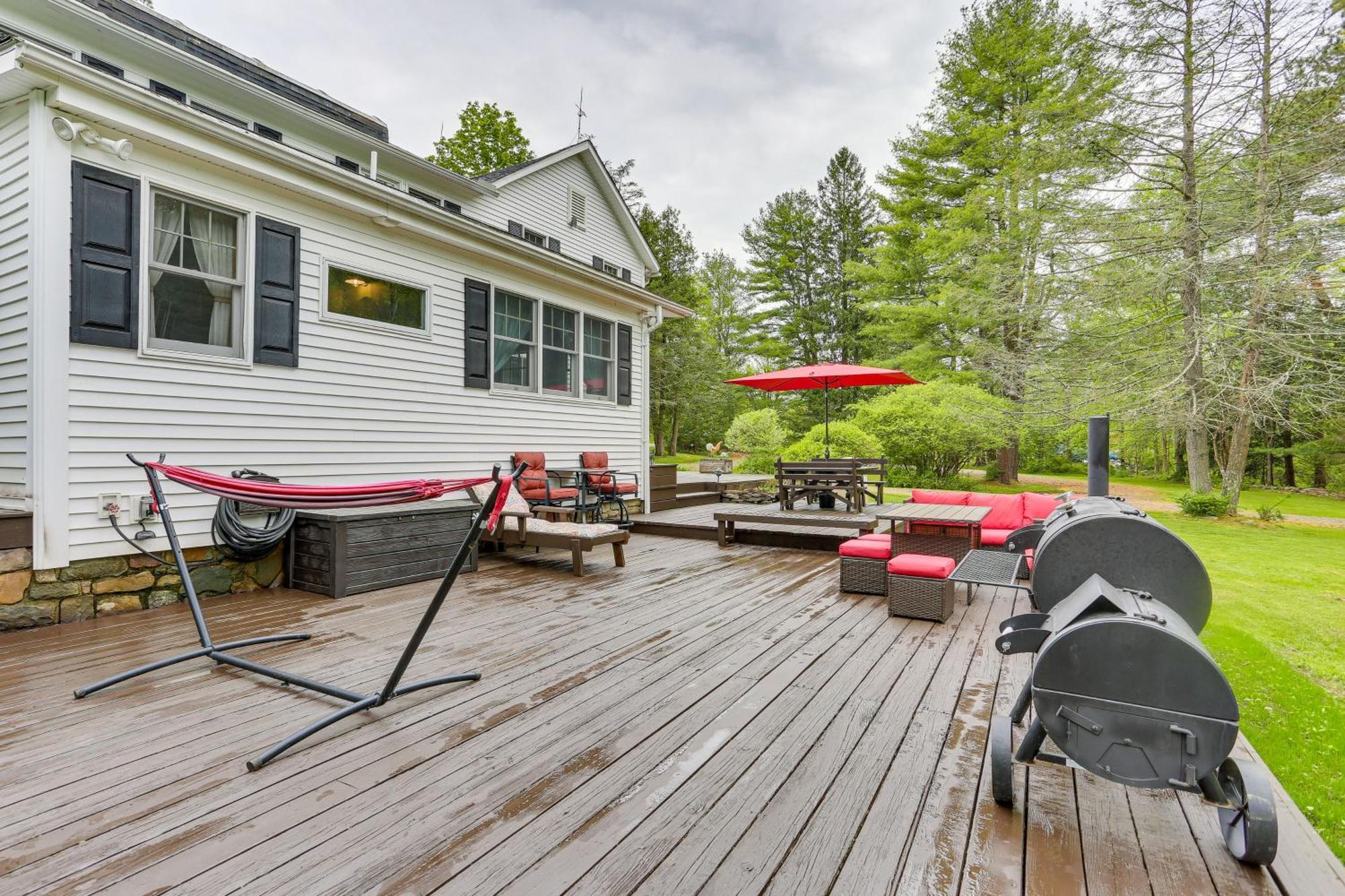 Greentown Home With Pool 7 Mi To Lake Wallenpaupack Екстер'єр фото